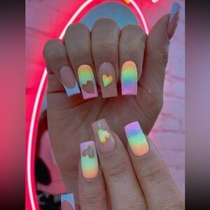 Rainbow Ombré Heart Nails 💅 🌈 💖